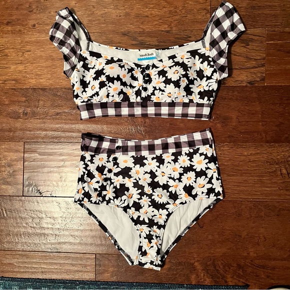 Modcloth Other - ModCloth Black and White Gingham and Daisy Print High Waisted Bikini